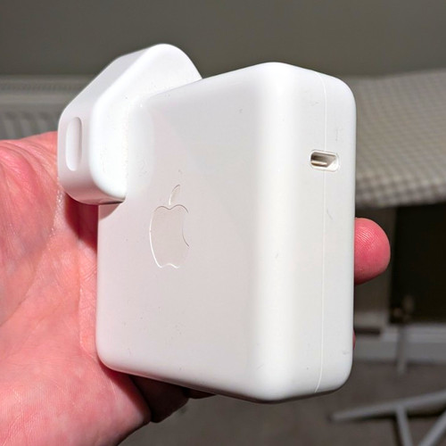 Genuine apple 67w usb - genuine, usb-c